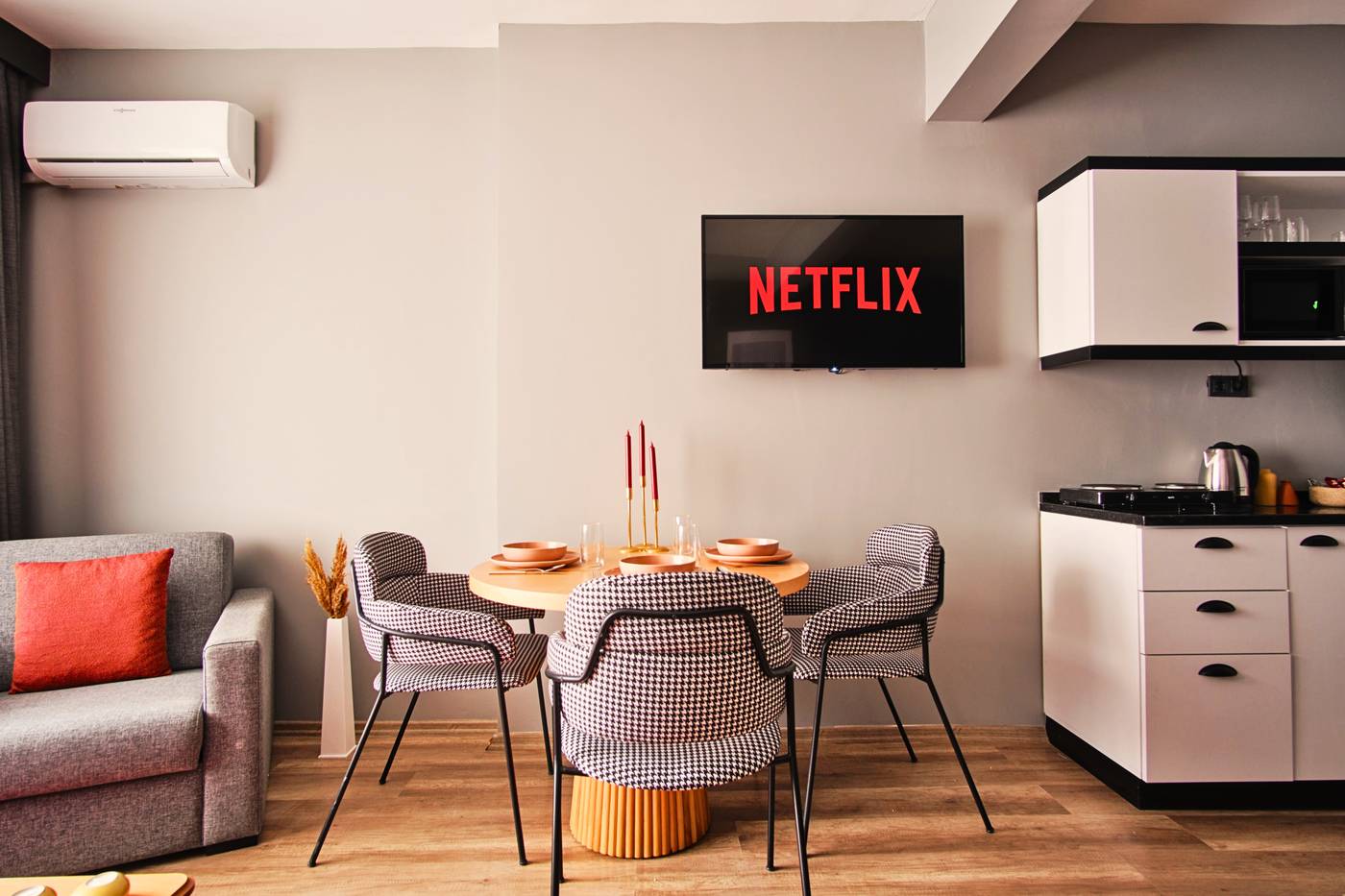 TAKS-INN-Suites-Room-47