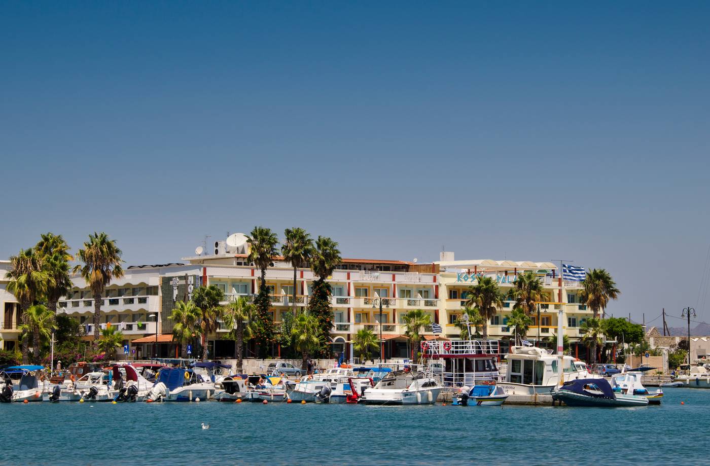 Kosta-Palace-General-view-5