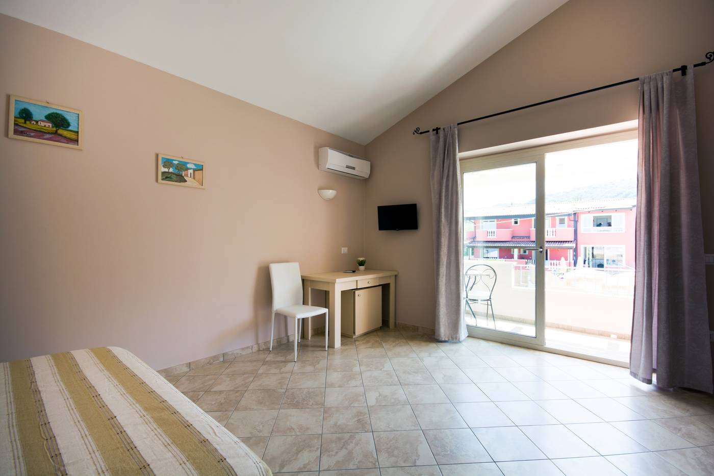 Residenza Borgo Italico-Italy-SANTA DOMENICA-Room-8