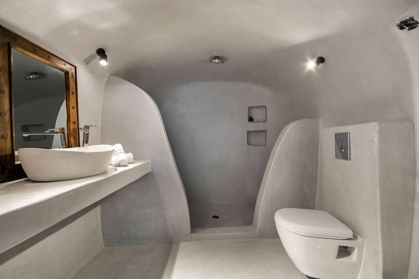 Armeni-Village-Room-25