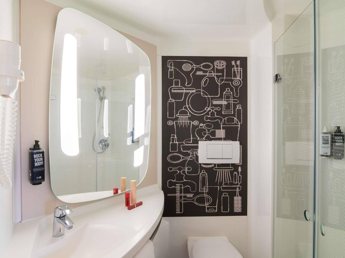 ibis-Amsterdam-Centre-Stopera-Room-43