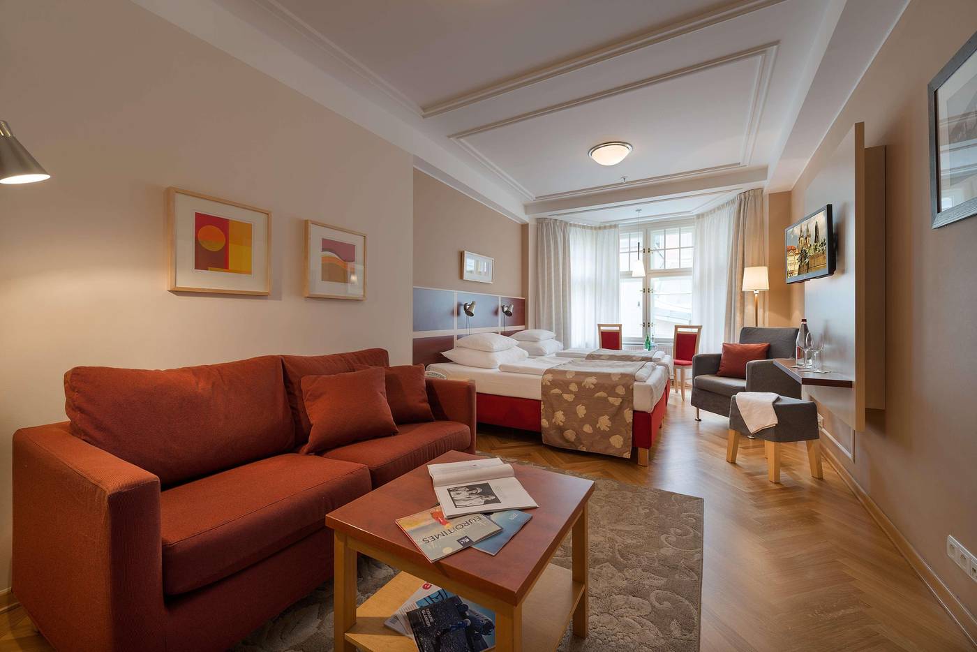 EA-Hotel-Julis-Room-20