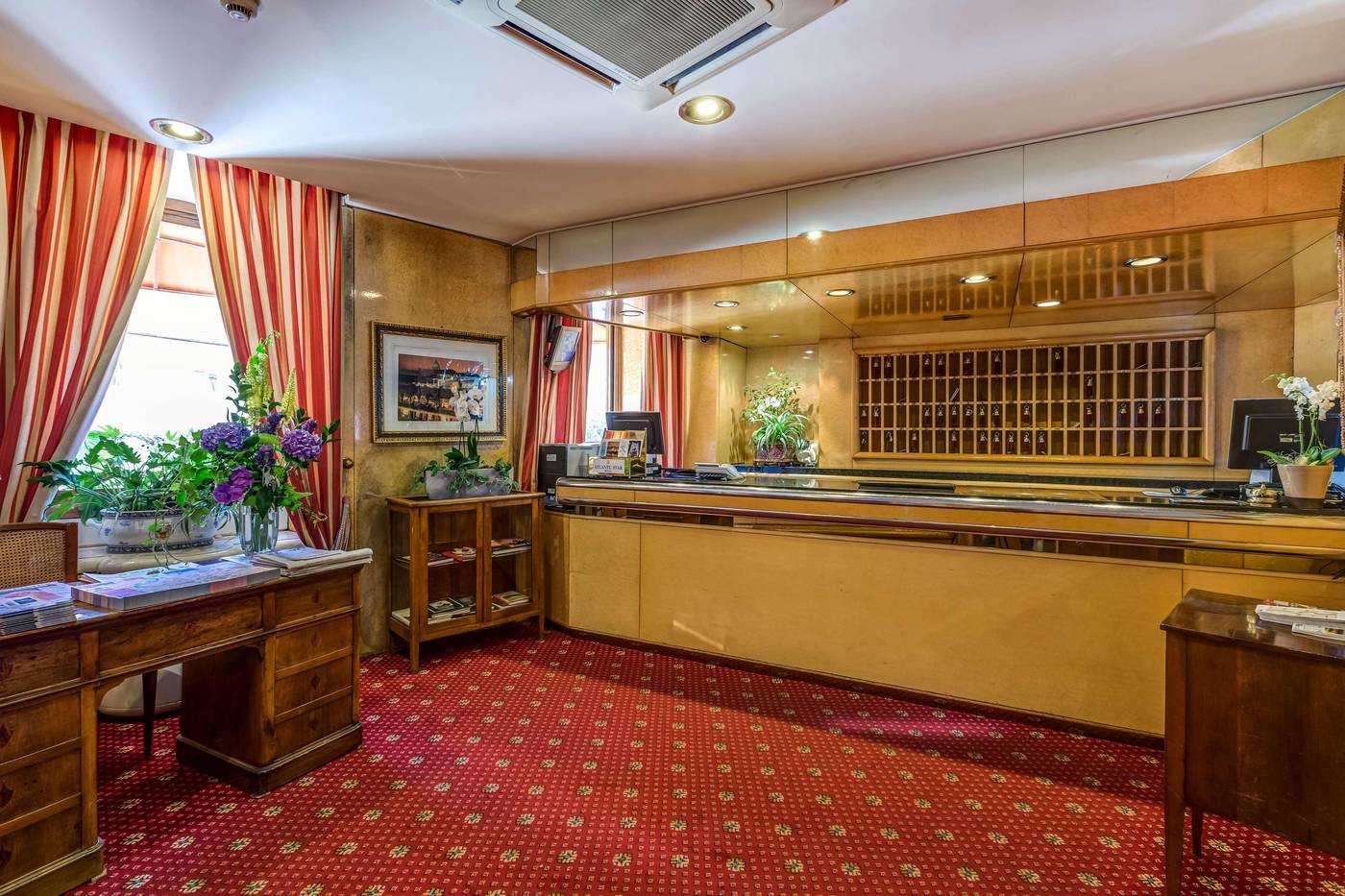 Atlante-Star-Lobby-4