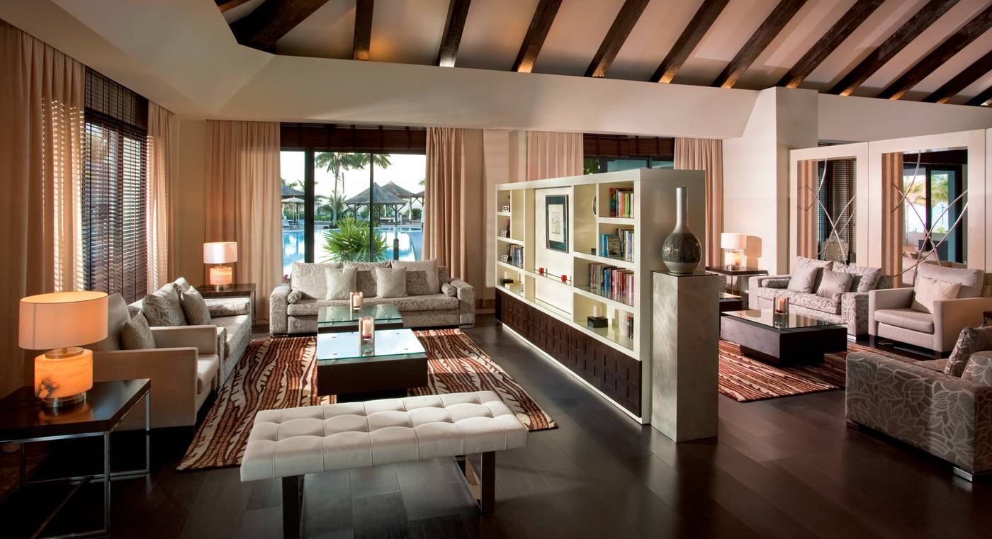 RedLevel-at-Melia-Palacio-de-Isora-Lobby-56