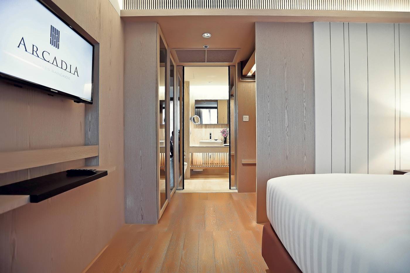 Arcadia-Suites-Bangkok-Room-31