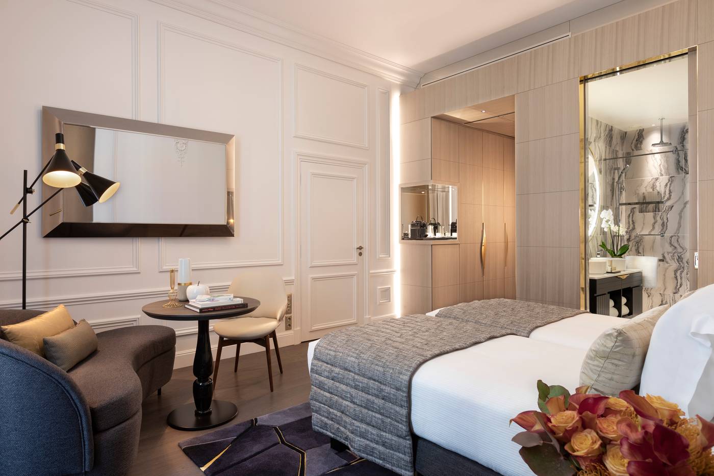 La-Clef-Champs-Elysees-by-The-Crest-Collection-Room-5
