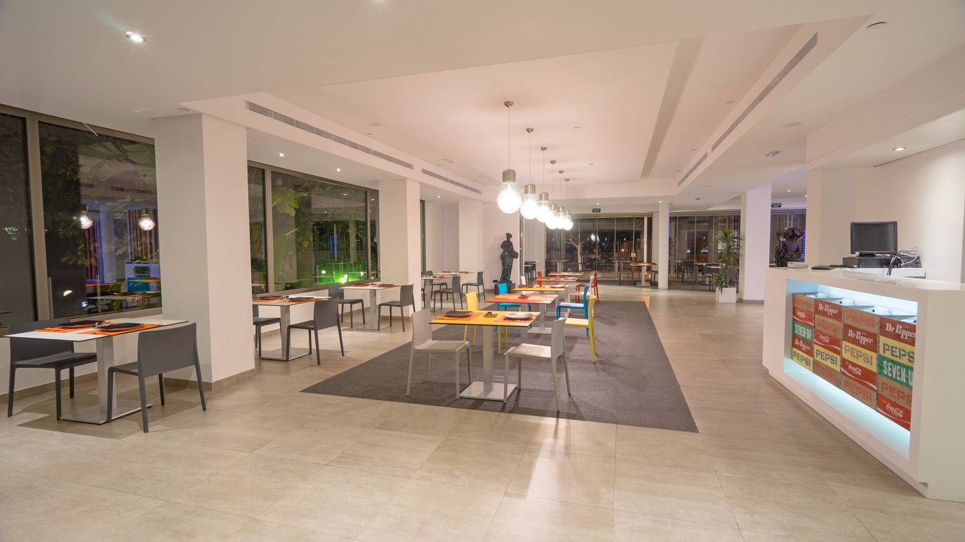 THB-Ocean-Beach-Bar-46