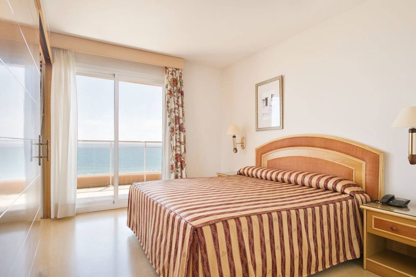 Best-Roquetas-Room-27