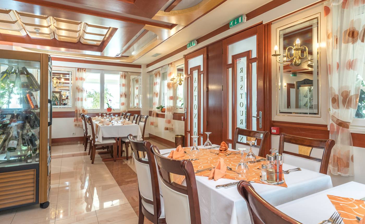 Palace-Trogir-Restaurant-30