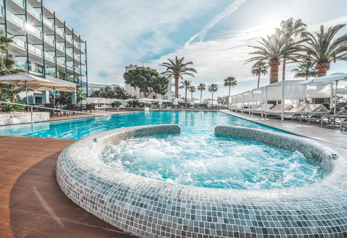 Marins Suites - Adults Only