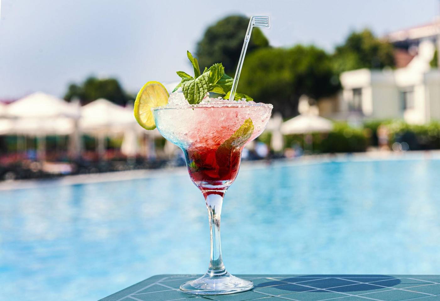 Renaissance-Polat-Istanbul-Pool-55