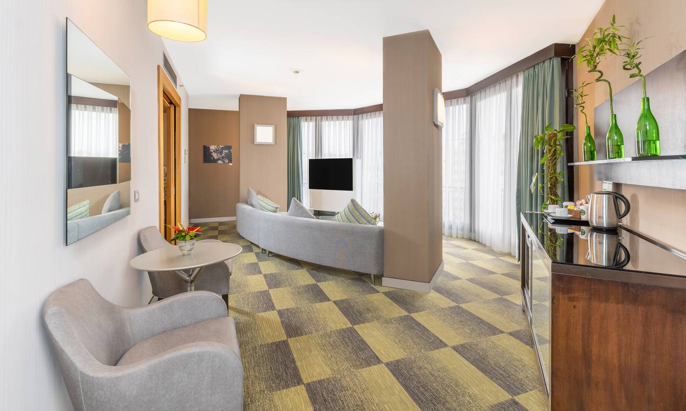 Point-Hotel-Taksim-Room-24