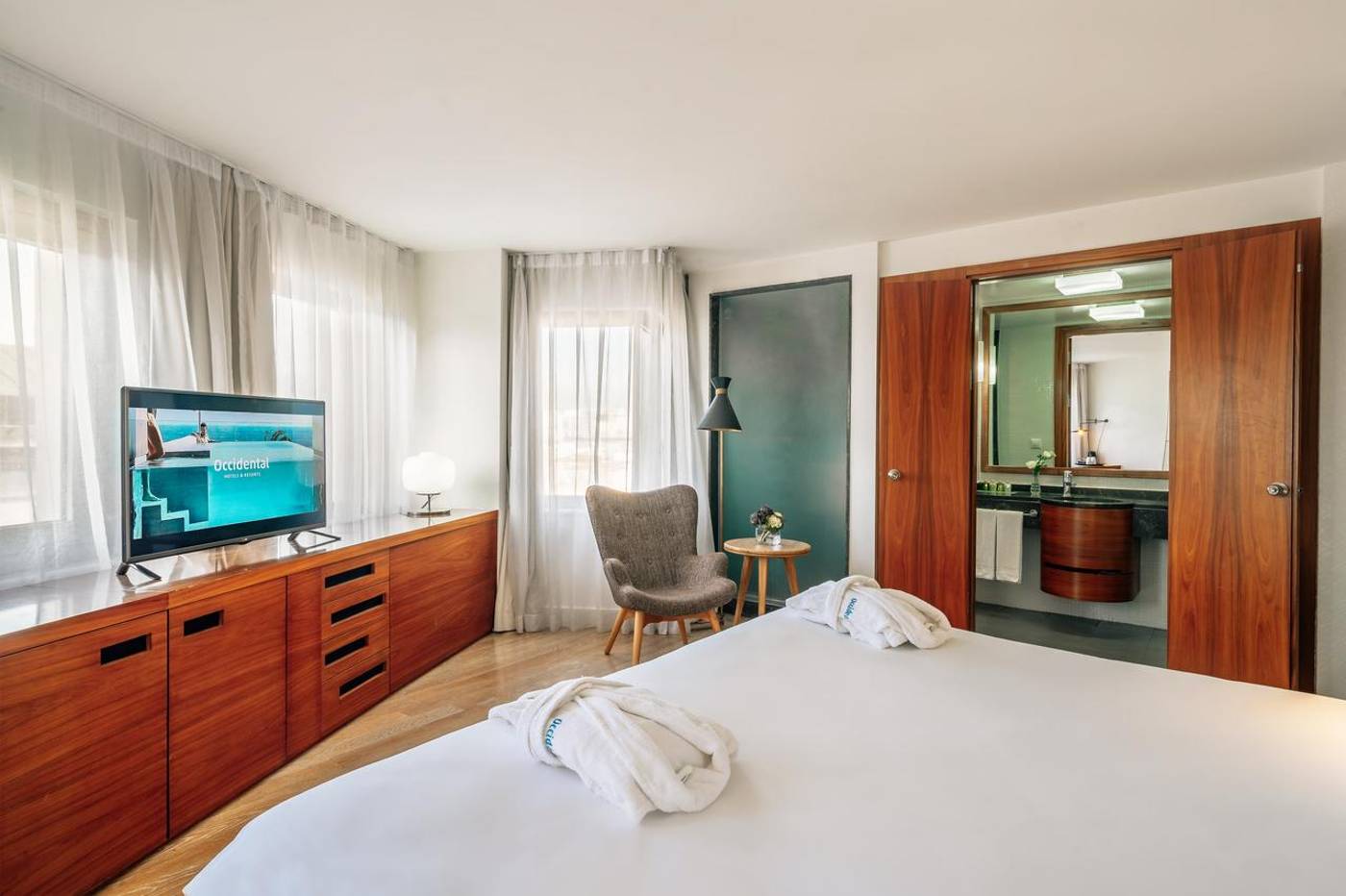 Occidental-Pera-Istanbul-Room-4