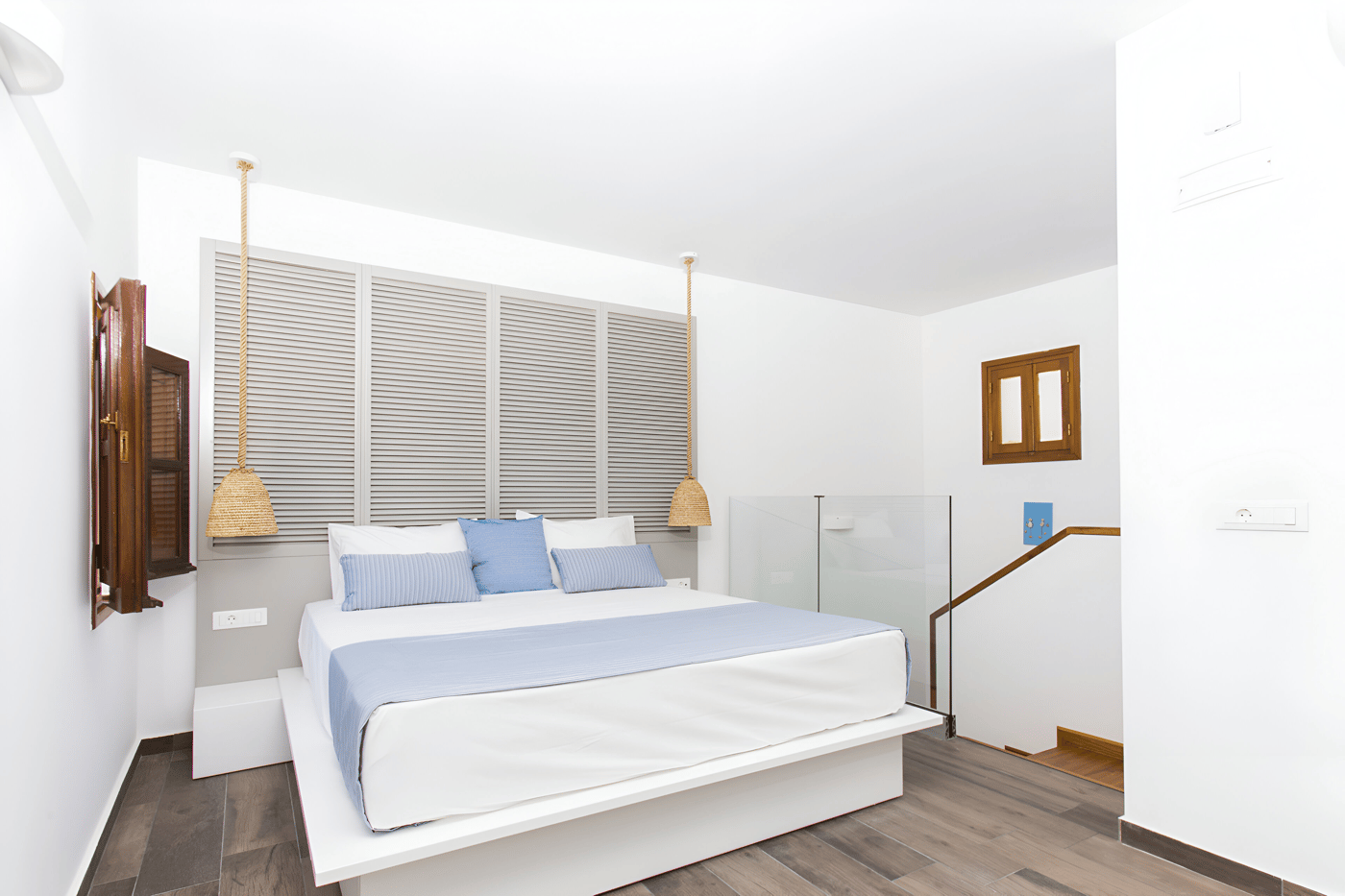 Del-Mar-Studios-Room-8