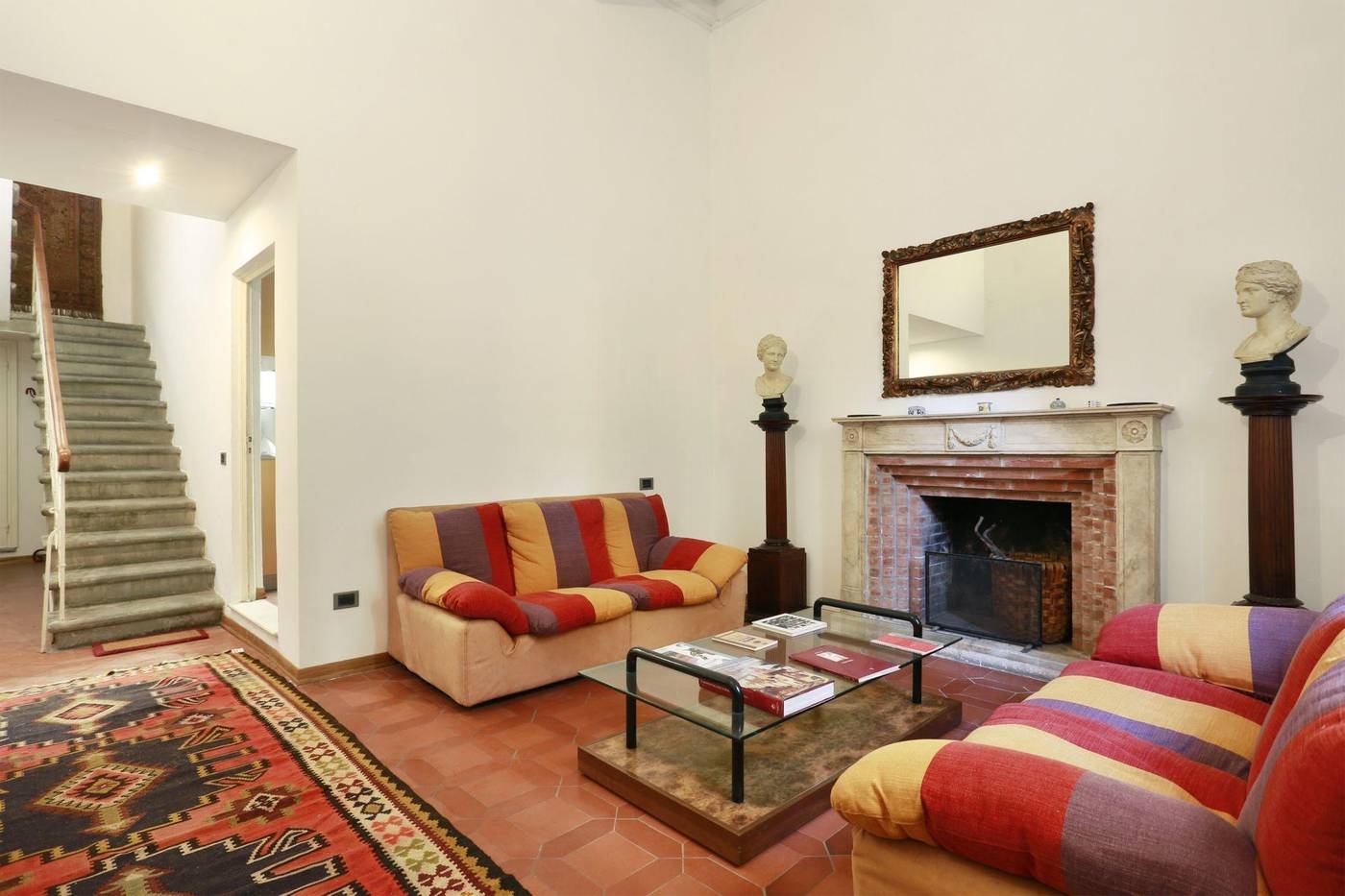 B&B Pergola House-Italy-LUCCA-Lobby-4