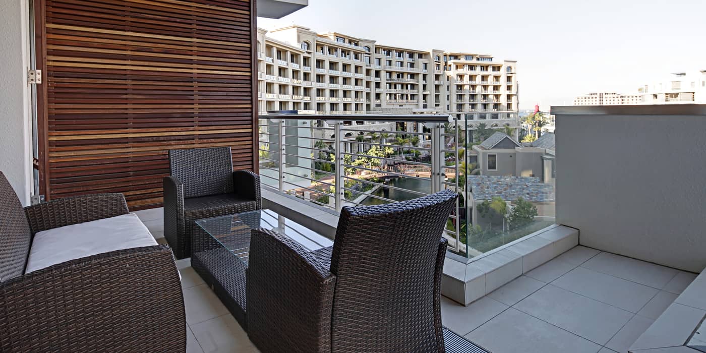 Lawhill-Luxury-Apartments-Room-2