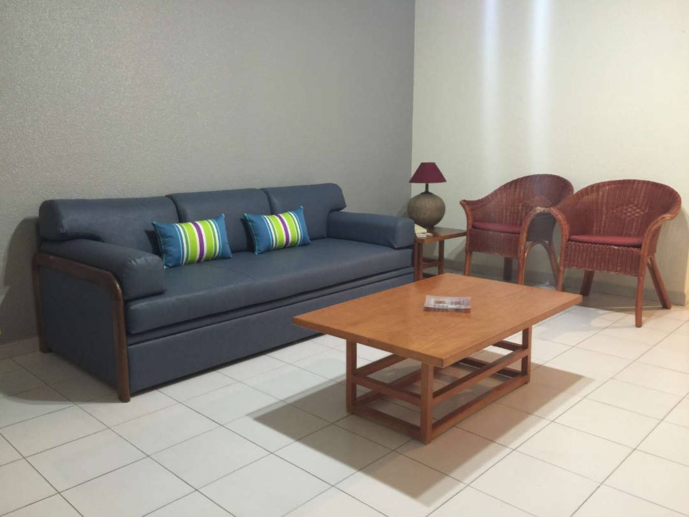 Club-Amarilis-Room-32