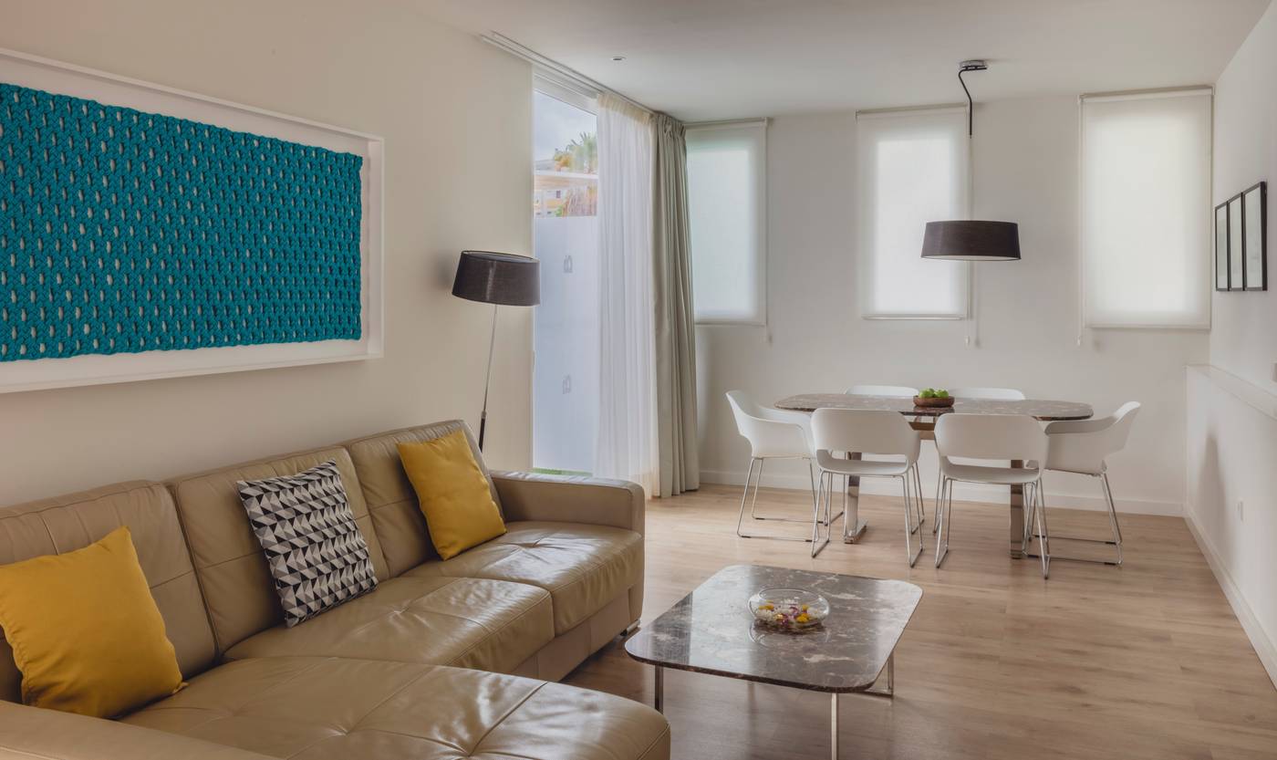 Flamingo-Beach-Mate-Room-28