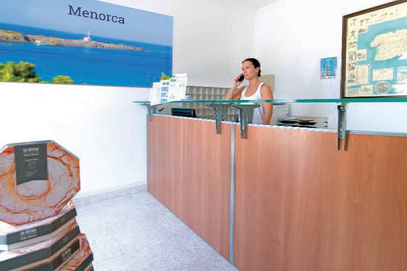 Apartamentos-Mar-Blanca-Lobby-33