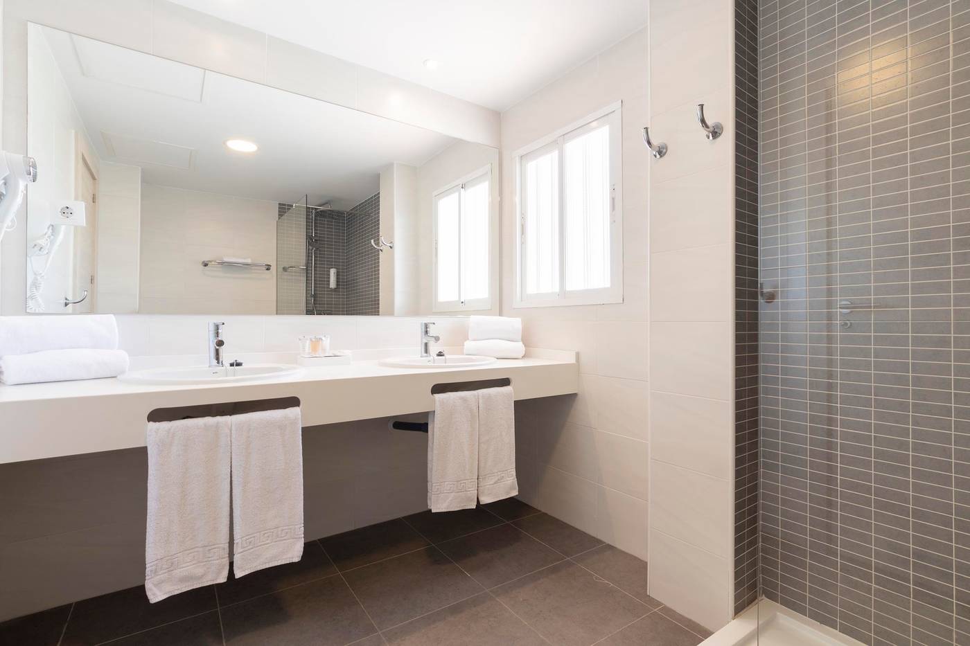 Hotel-Palia-Las-Palomas-Room-34