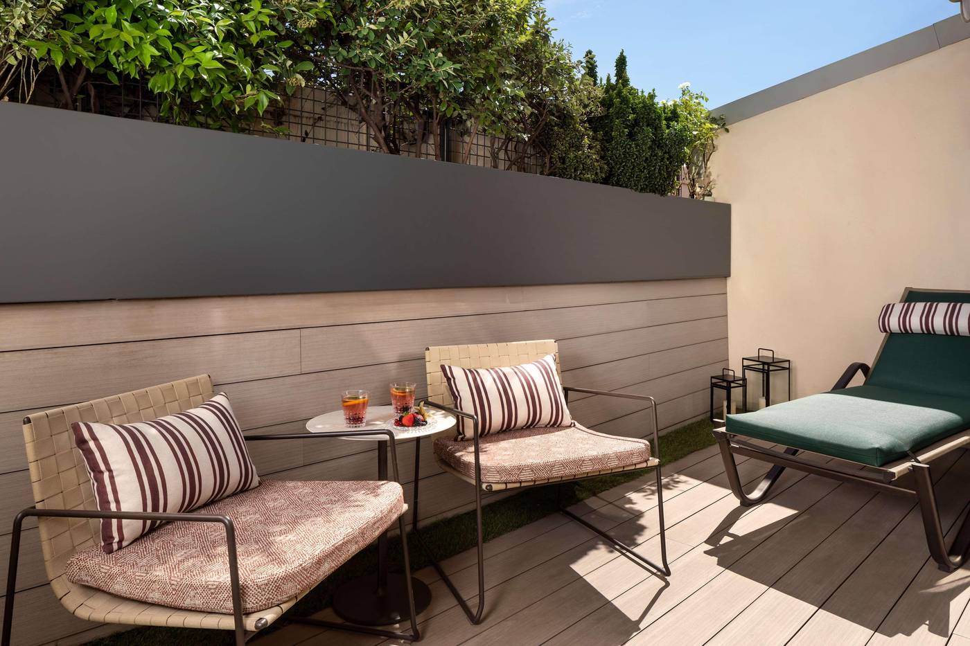 NH-Collection-Madrid-Paseo-del-Prado-Room-52