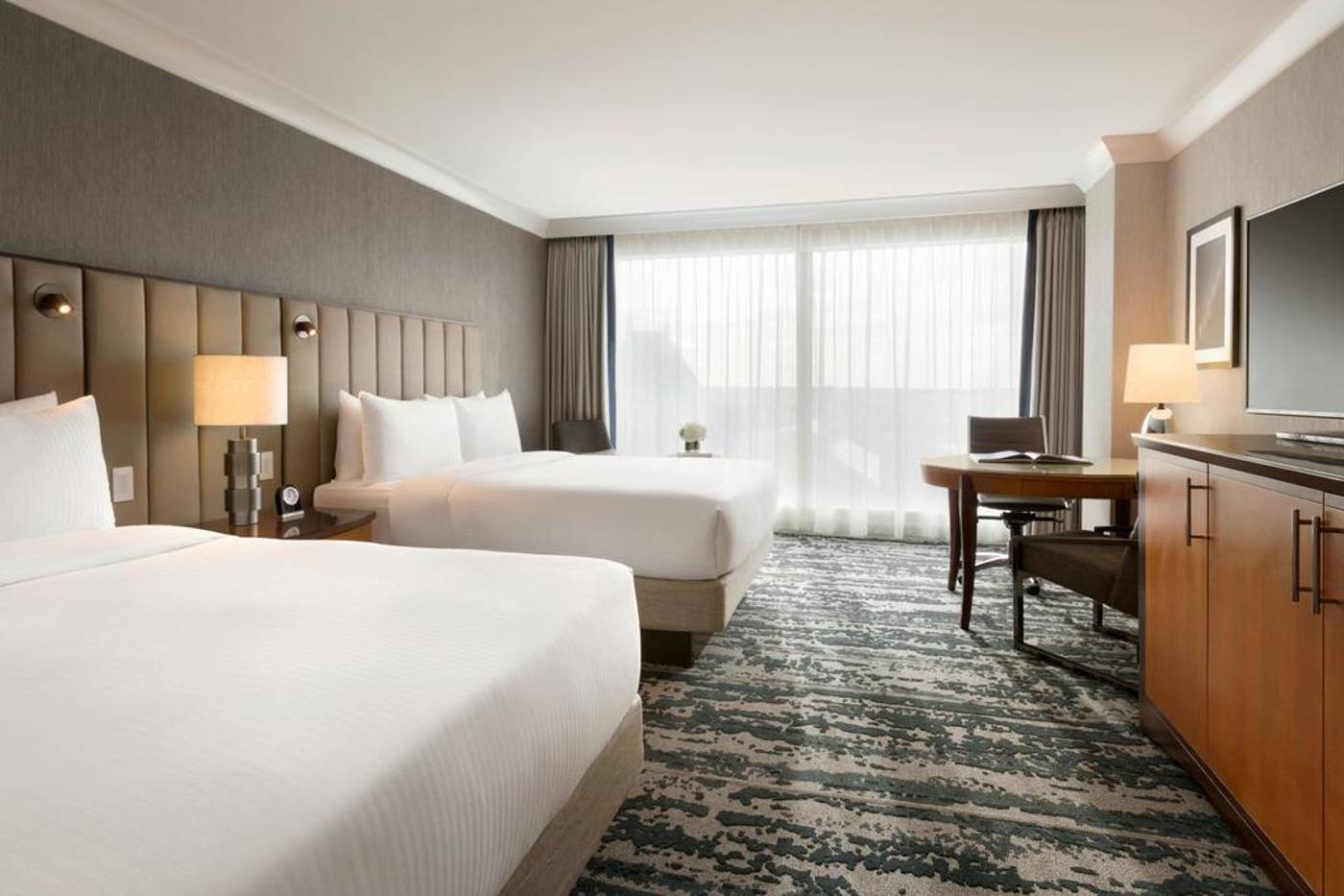 Fairmont-Vancouver-Airport-Room-36