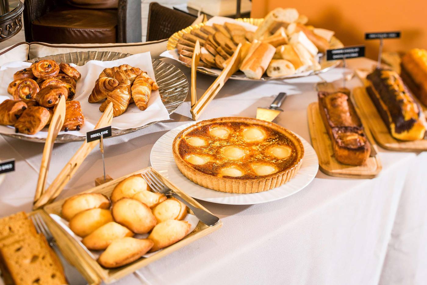 Best-Western-Premier-Montfleuri-Restaurant-81