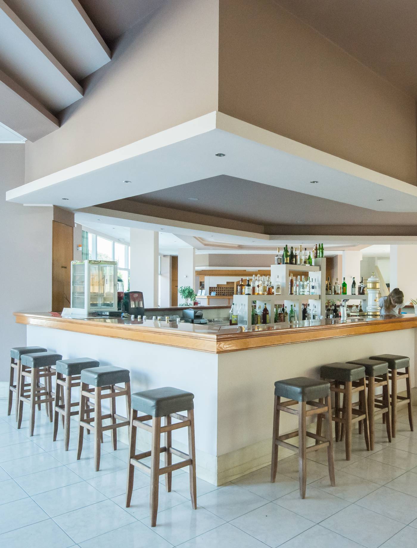 Princess-Flora-Bar-11