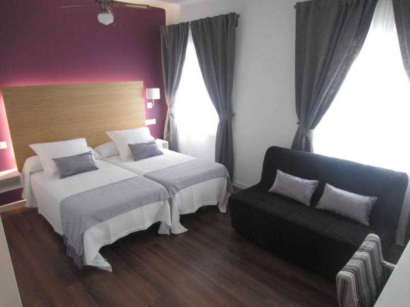 Hotel-LLorca-Room-21