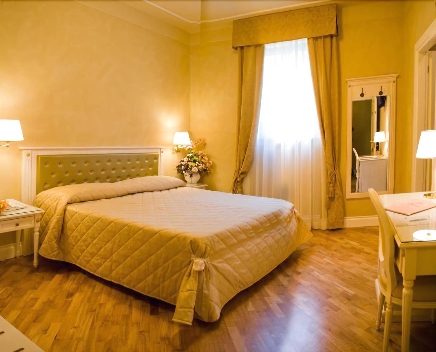 Hotel-Gennarino-Room-19
