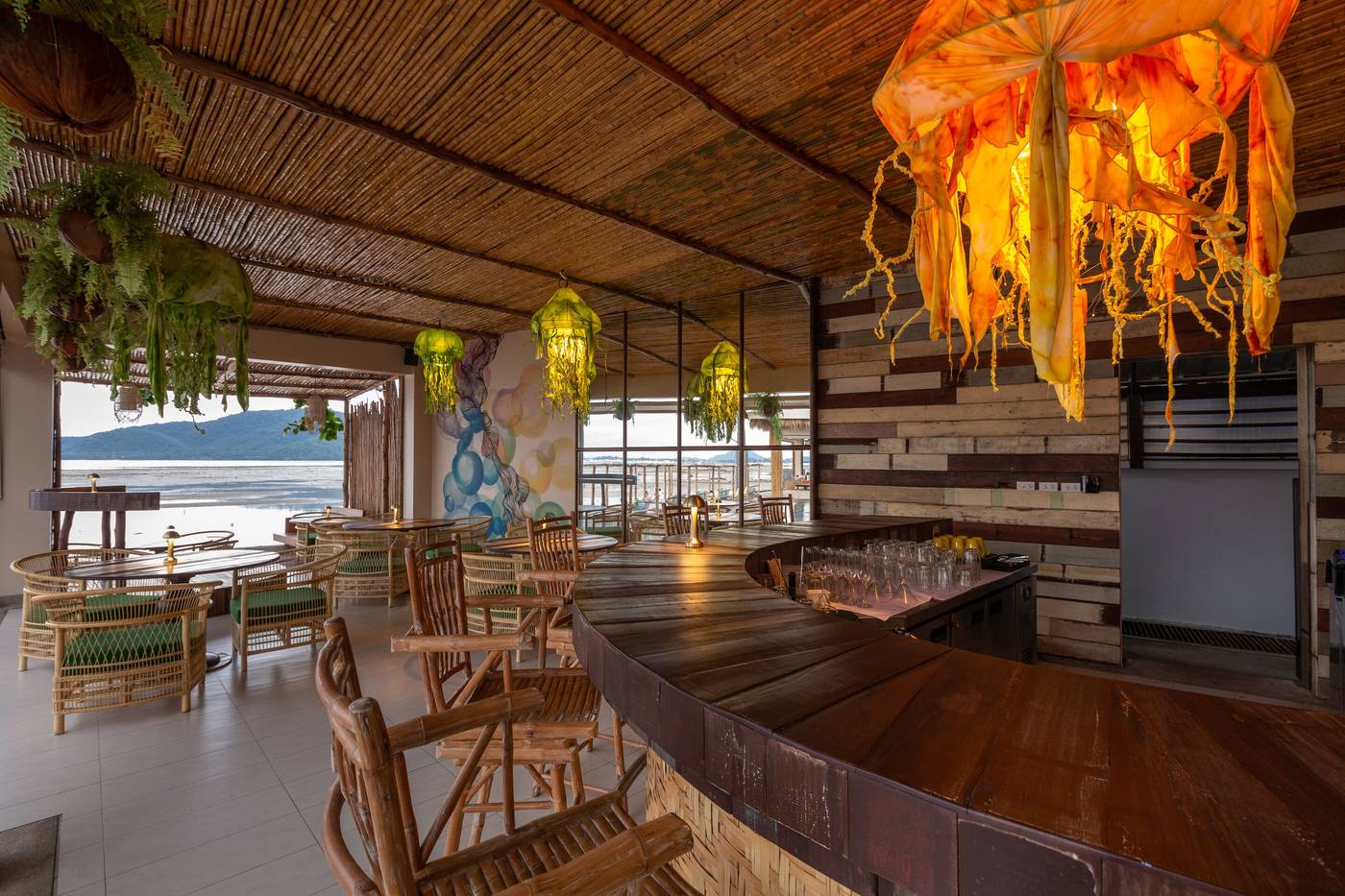 Serenity-Resort---Residences-Bar-26