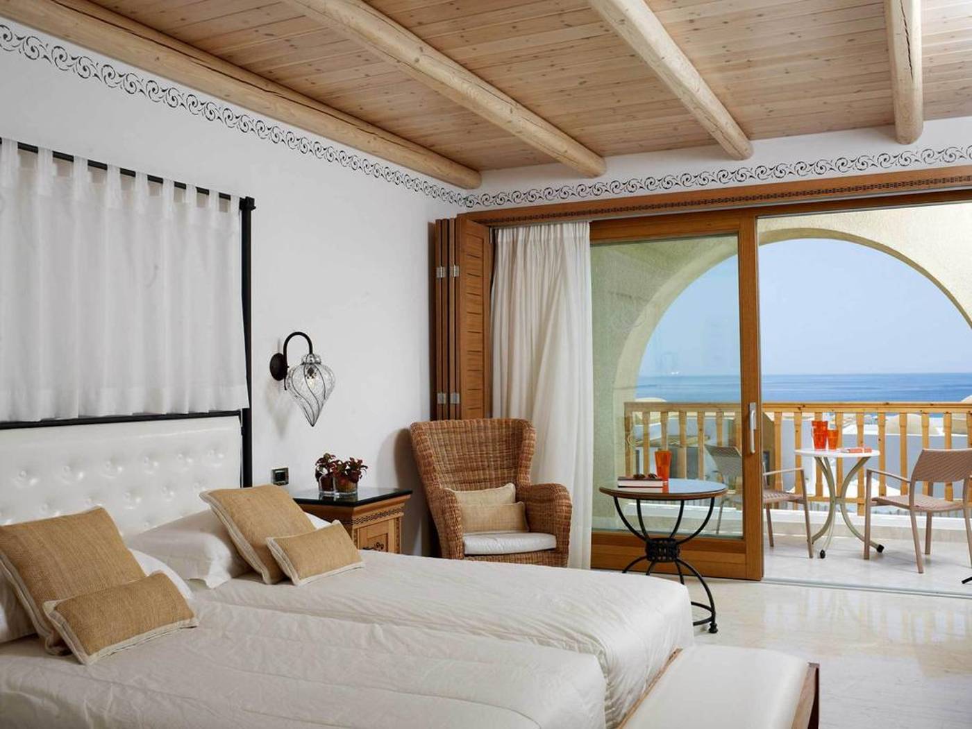 Mitsis-Selection-Blue-Domes-Room-25