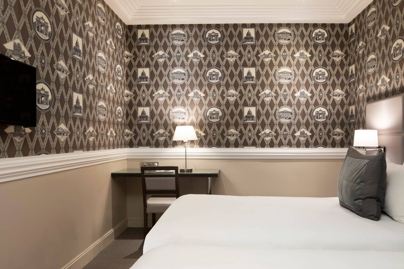 Elysees-Hotel-Room-26