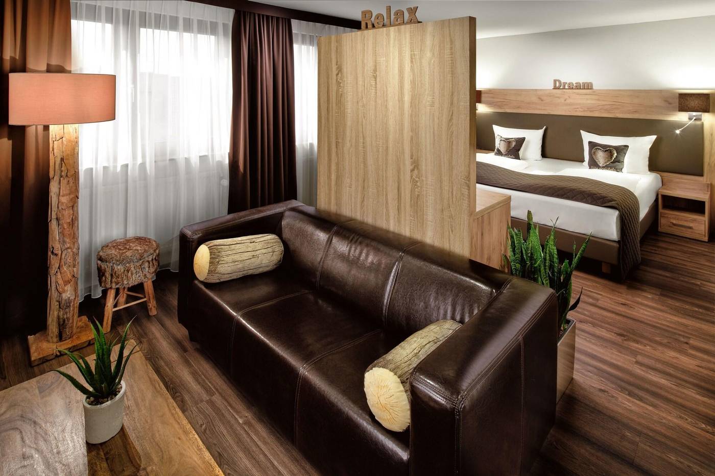 Linde-Germany-ESSLINGEN AM NECKAR -Room-10