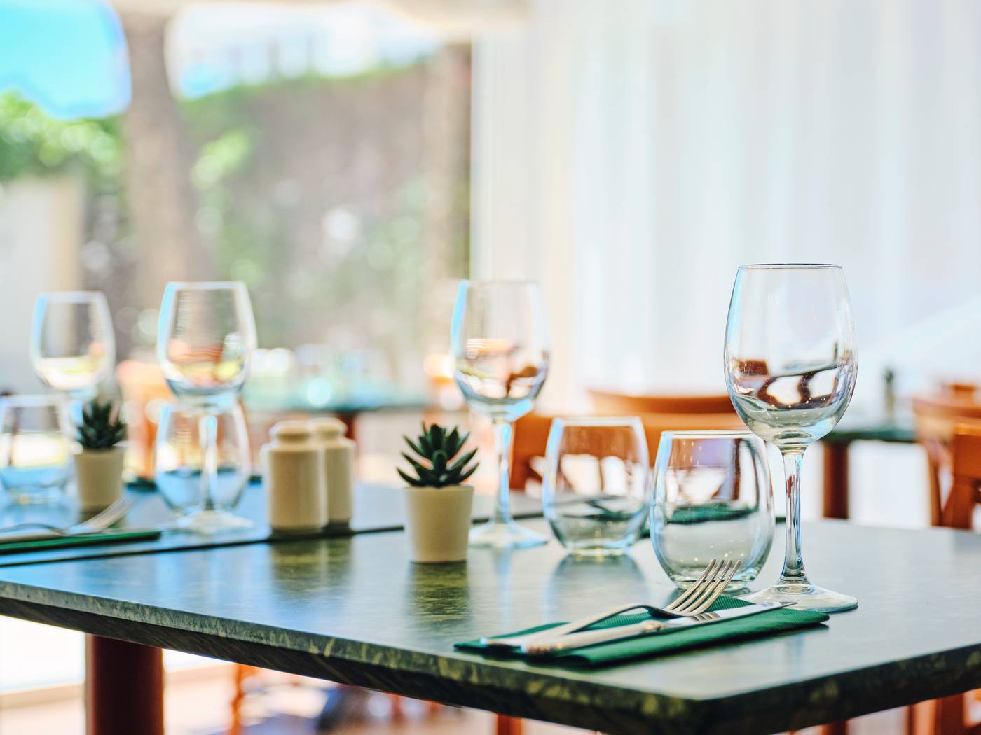 Prestige-Victoria-Restaurant-48