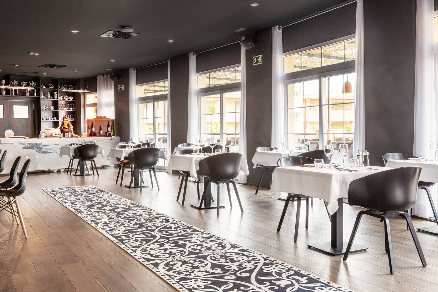 Marble-AMA-Andalucia-Bar-46