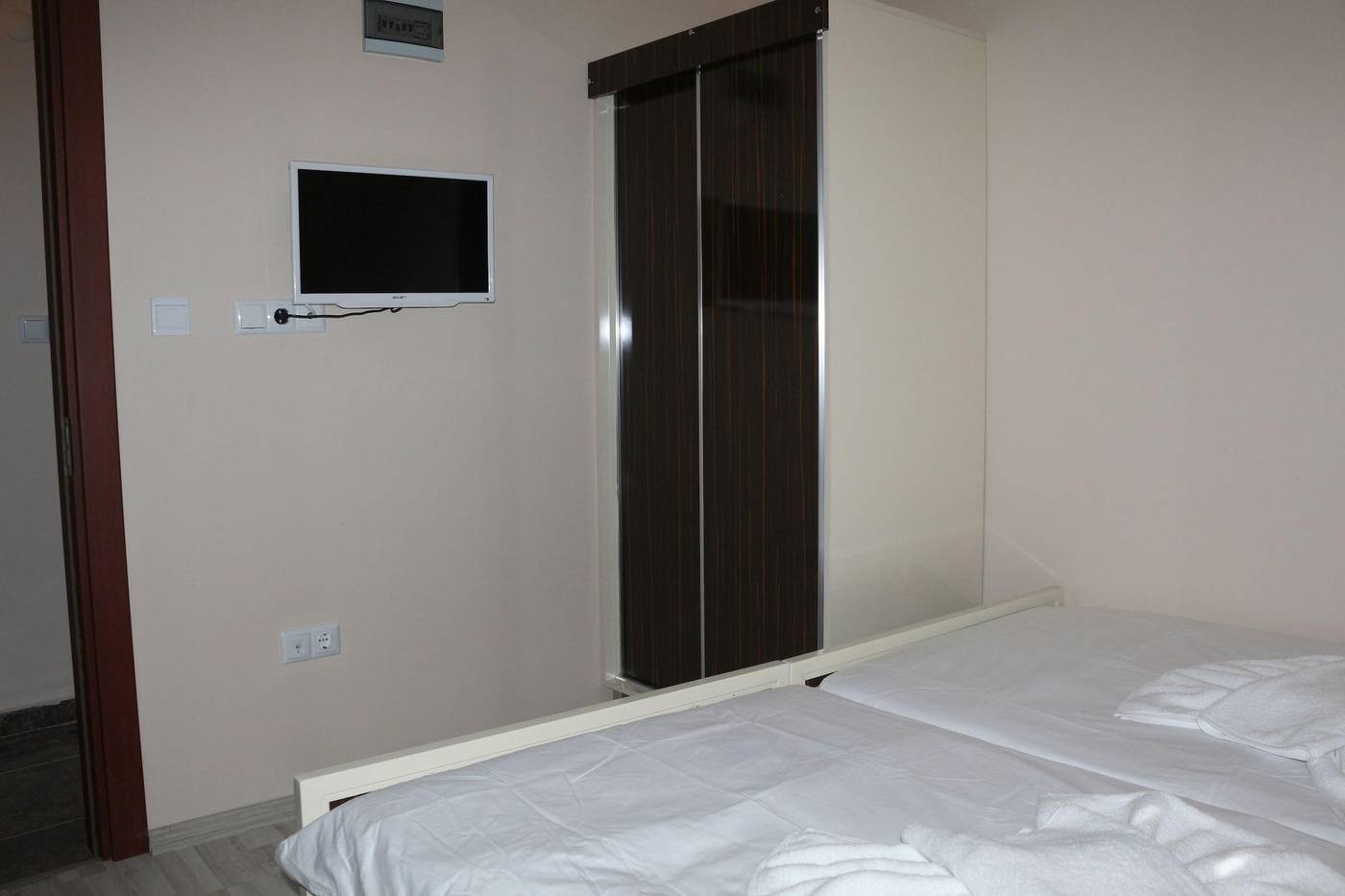 Beyoglu-Huzur-Hotel-Room-19
