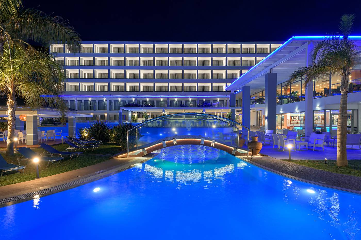 Oceanis-Beach-Hotel-General-view-2