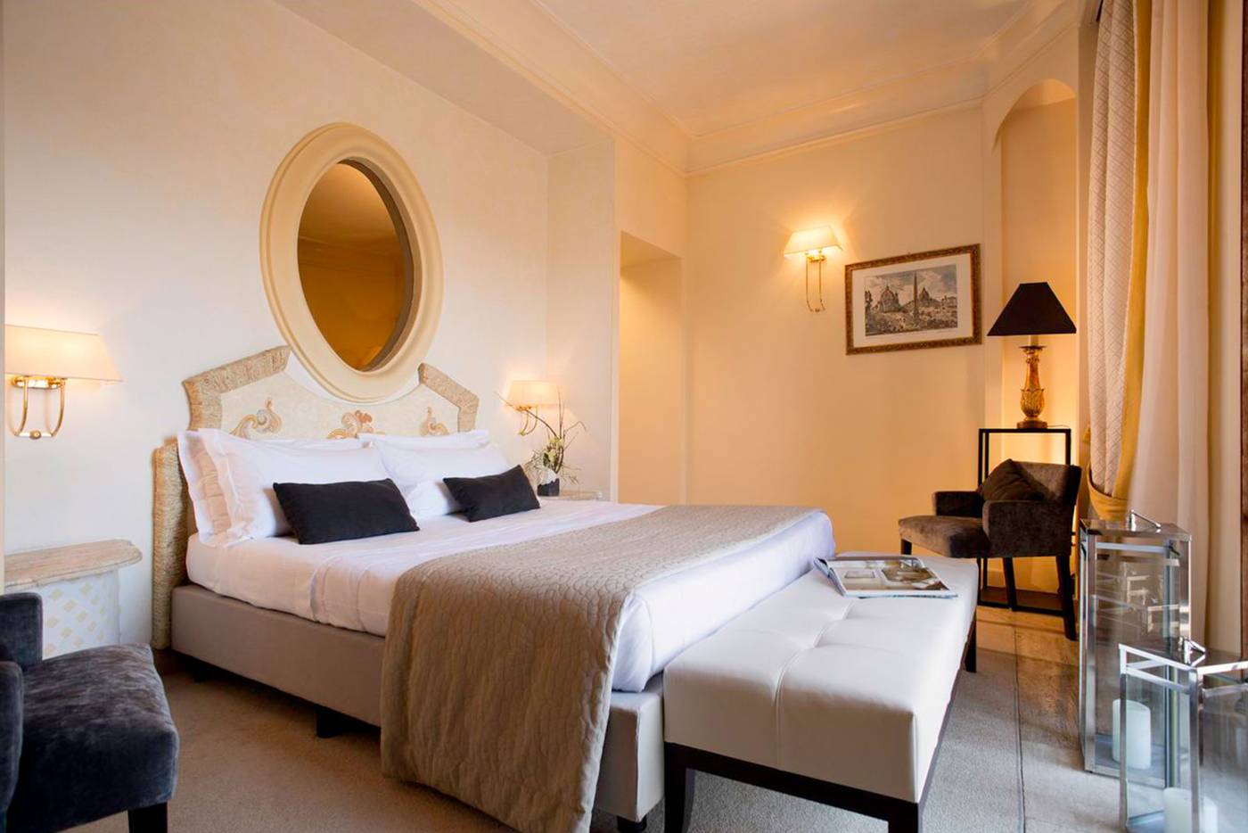 Colonna-Palace-Room-24