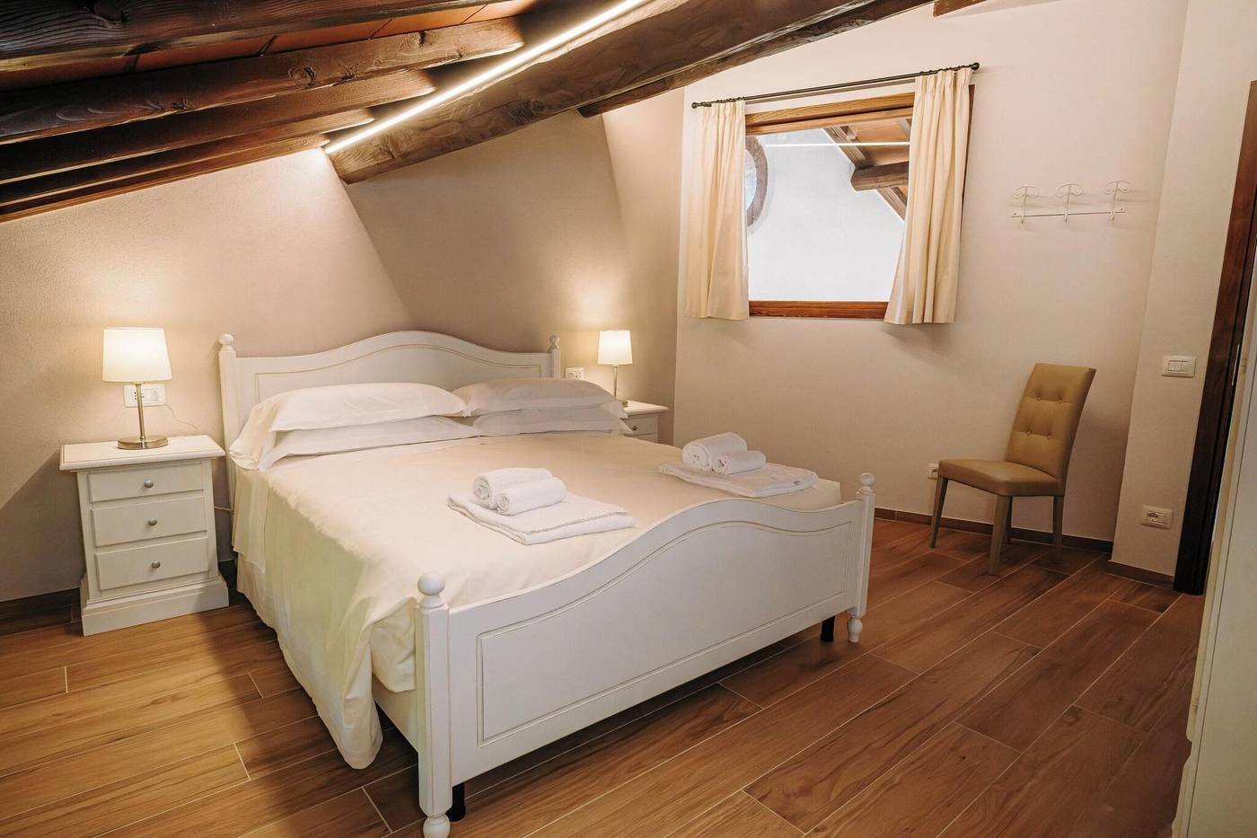Borgo-Il-Poggiaccio-Room-27