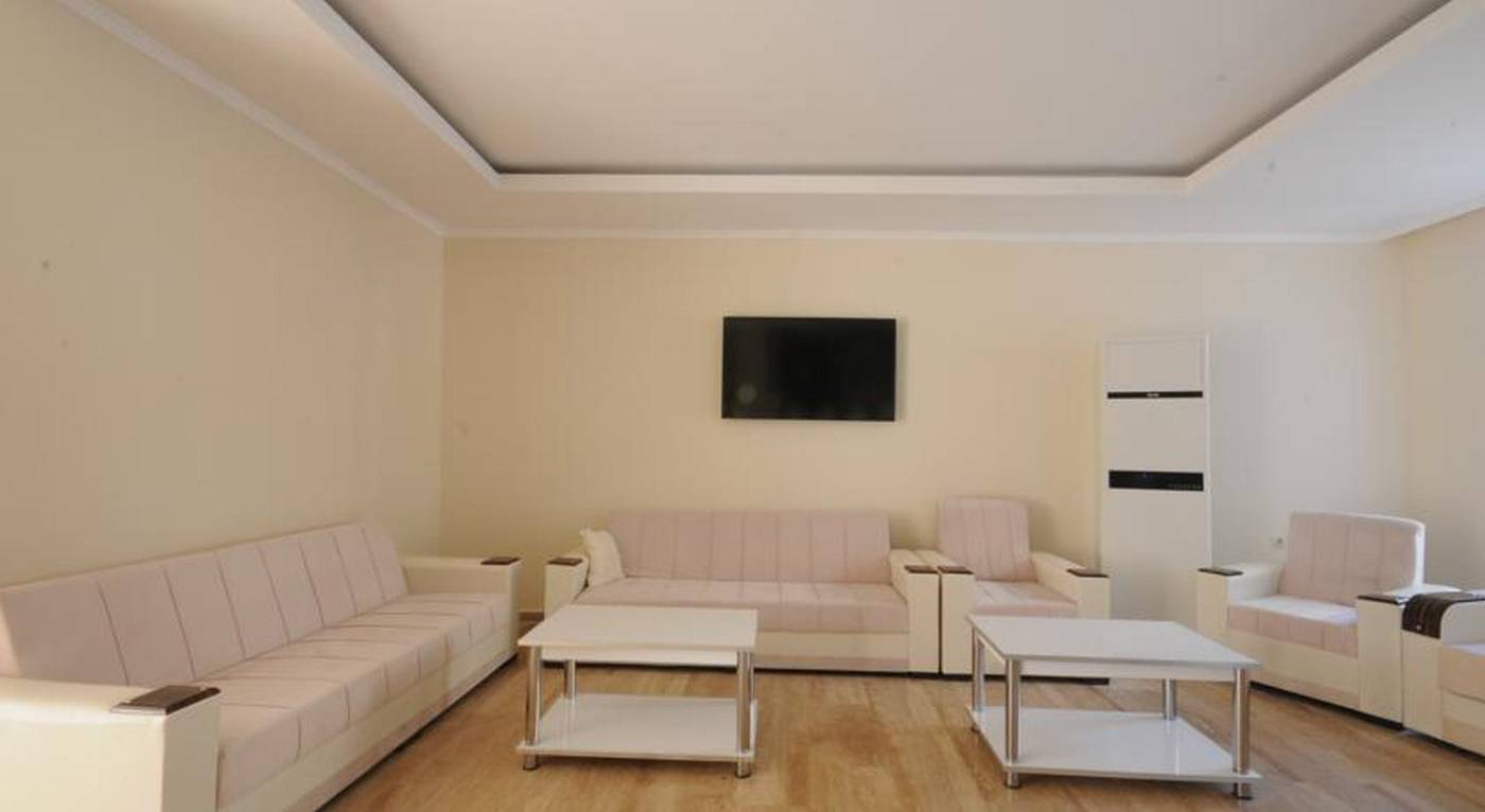 Kent-Studyo-Hotel-Lobby-11