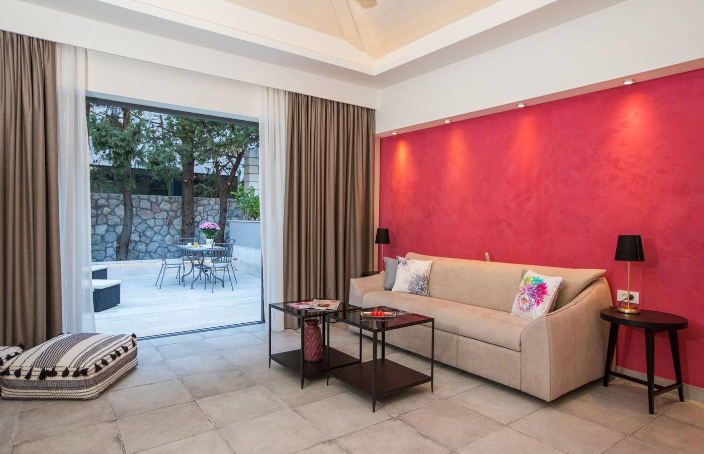 Villa-Diamond-Room-74