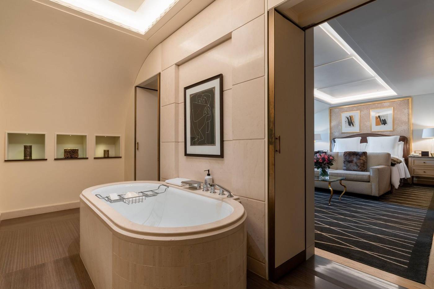 Four-Seasons-Hotel-Geneva-Room-59