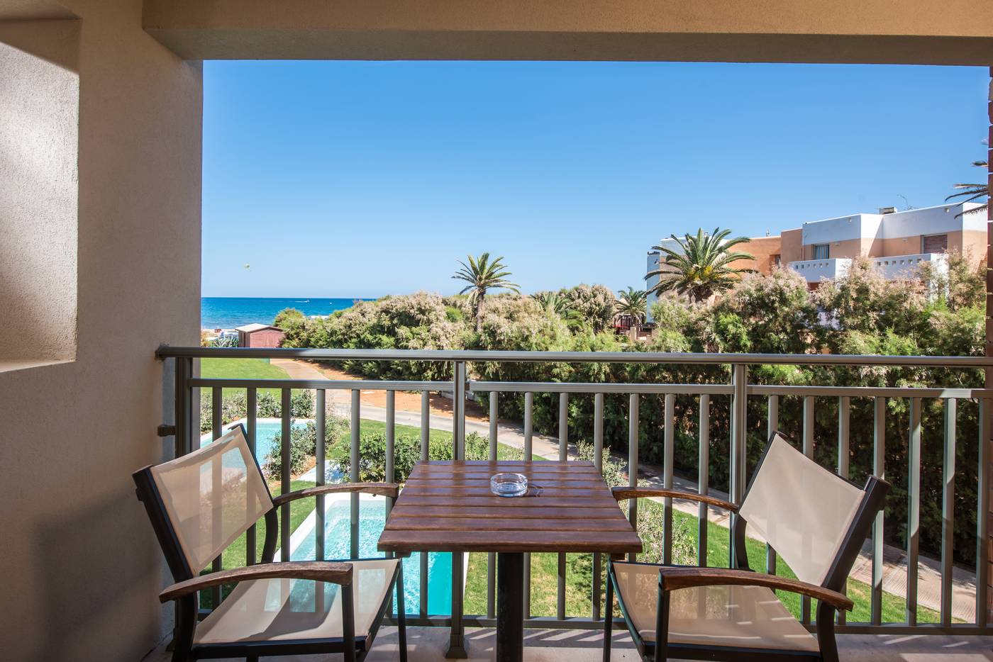 Bella-Beach-Room-53