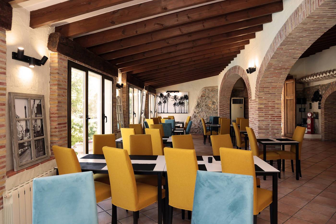 Bellavista-Residential-Restaurant-48