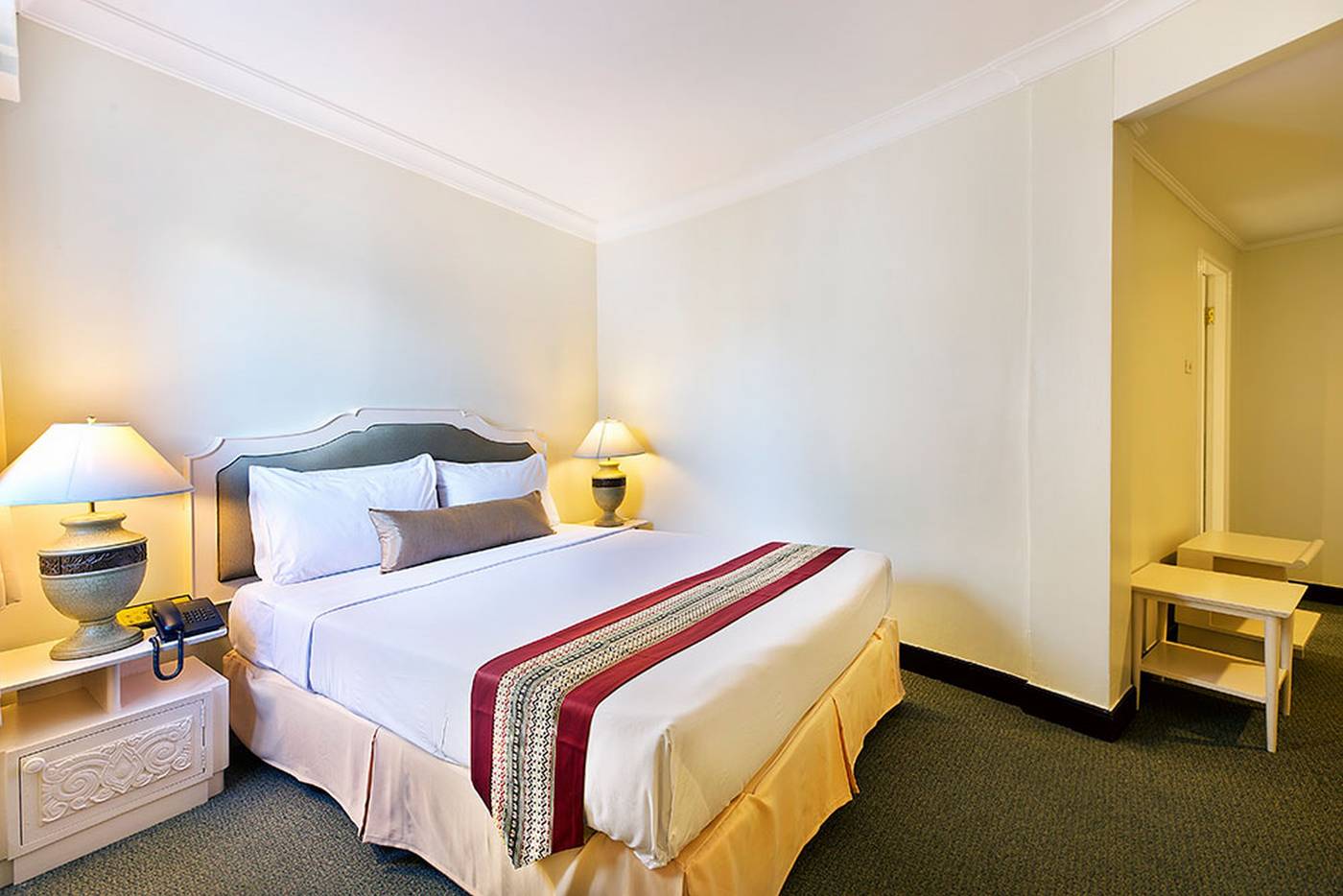 Royal-Rattanakosin-Hotel--SHA---Room-32