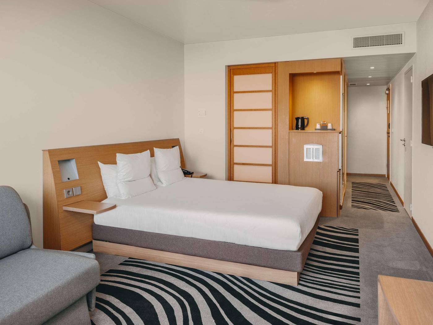 Novotel-Paris-Tour-Eiffel-Room-49