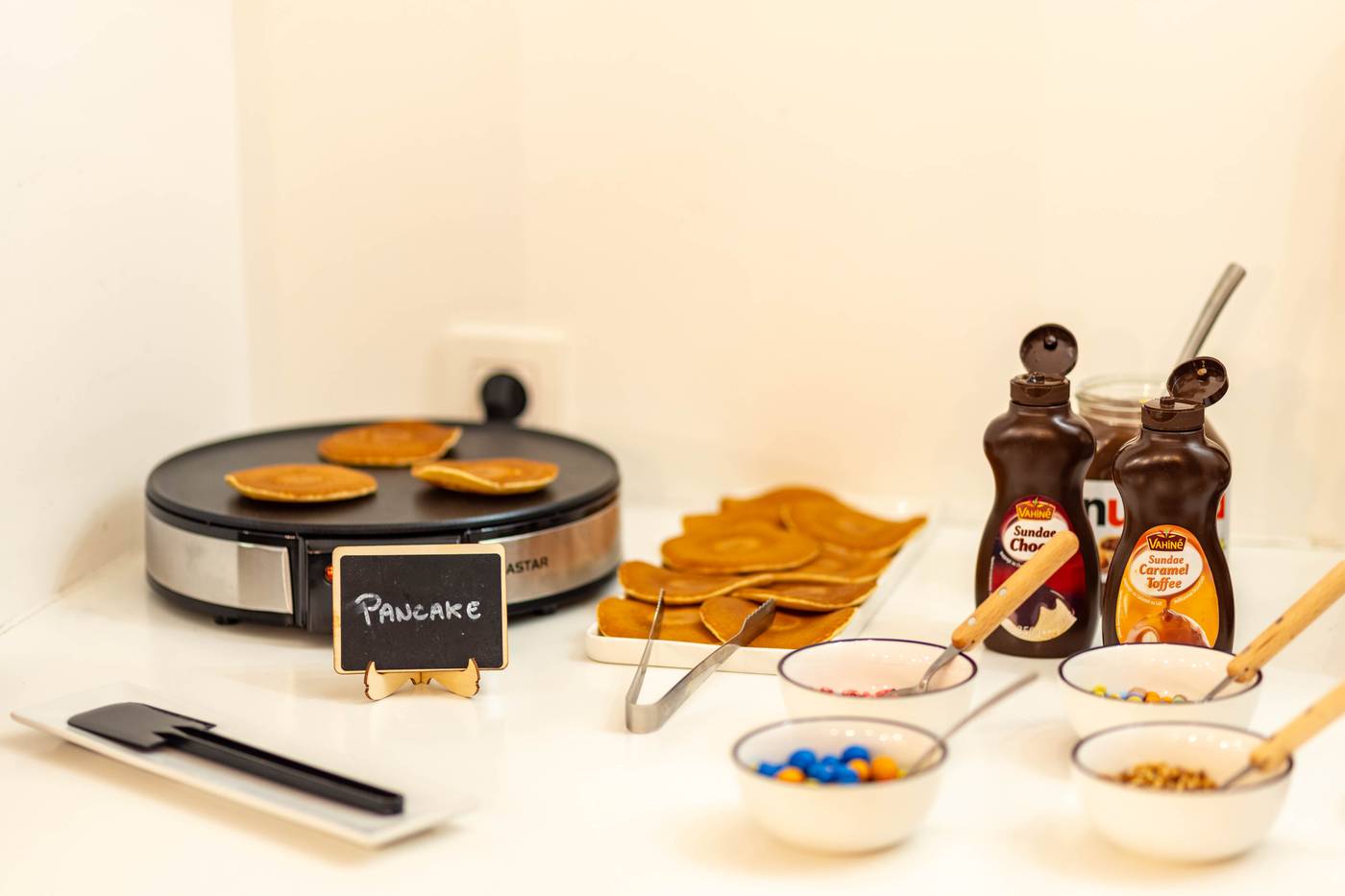 Hotel-La-Parizienne-General-view-41