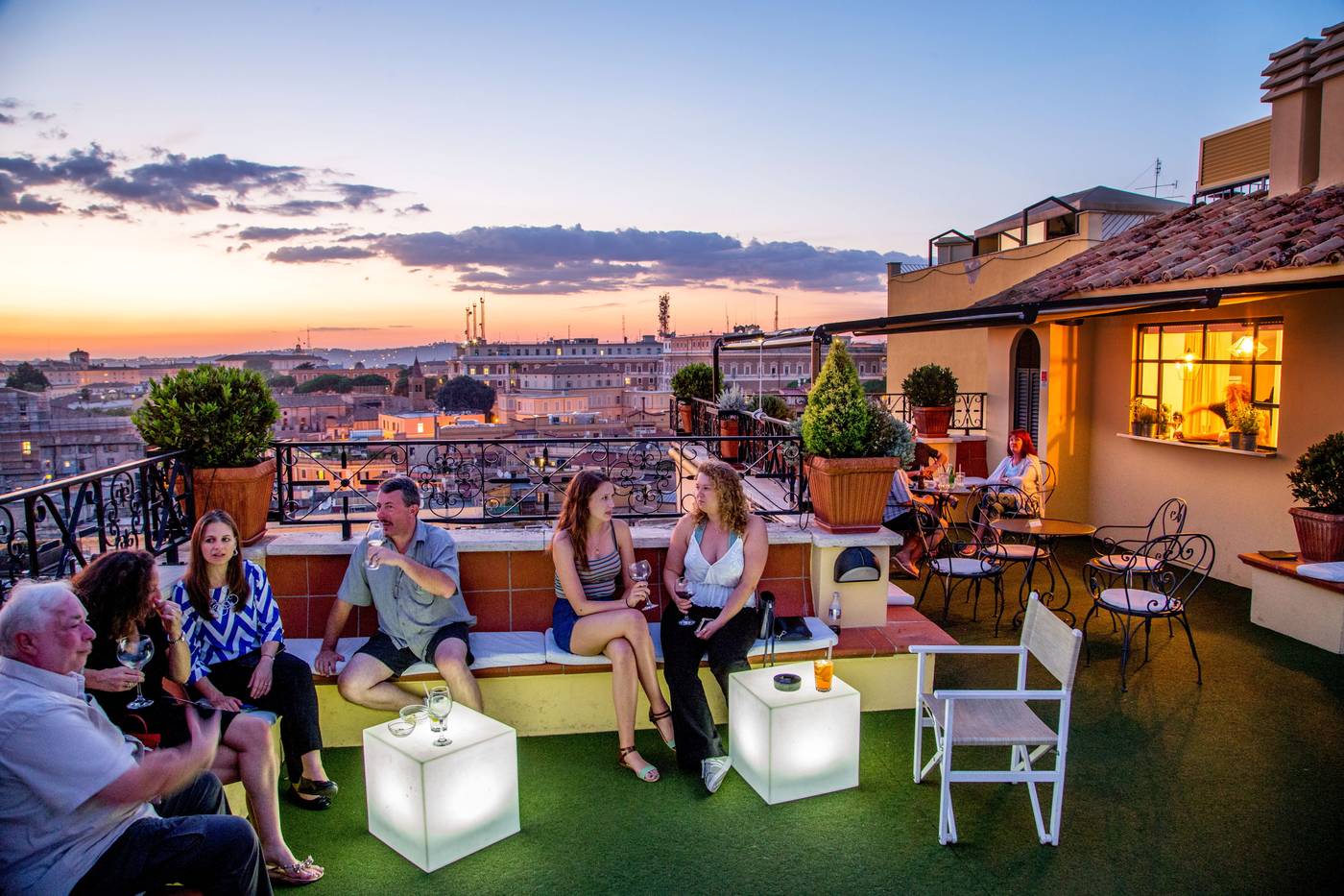 Hotel-Colosseum-Bar-43