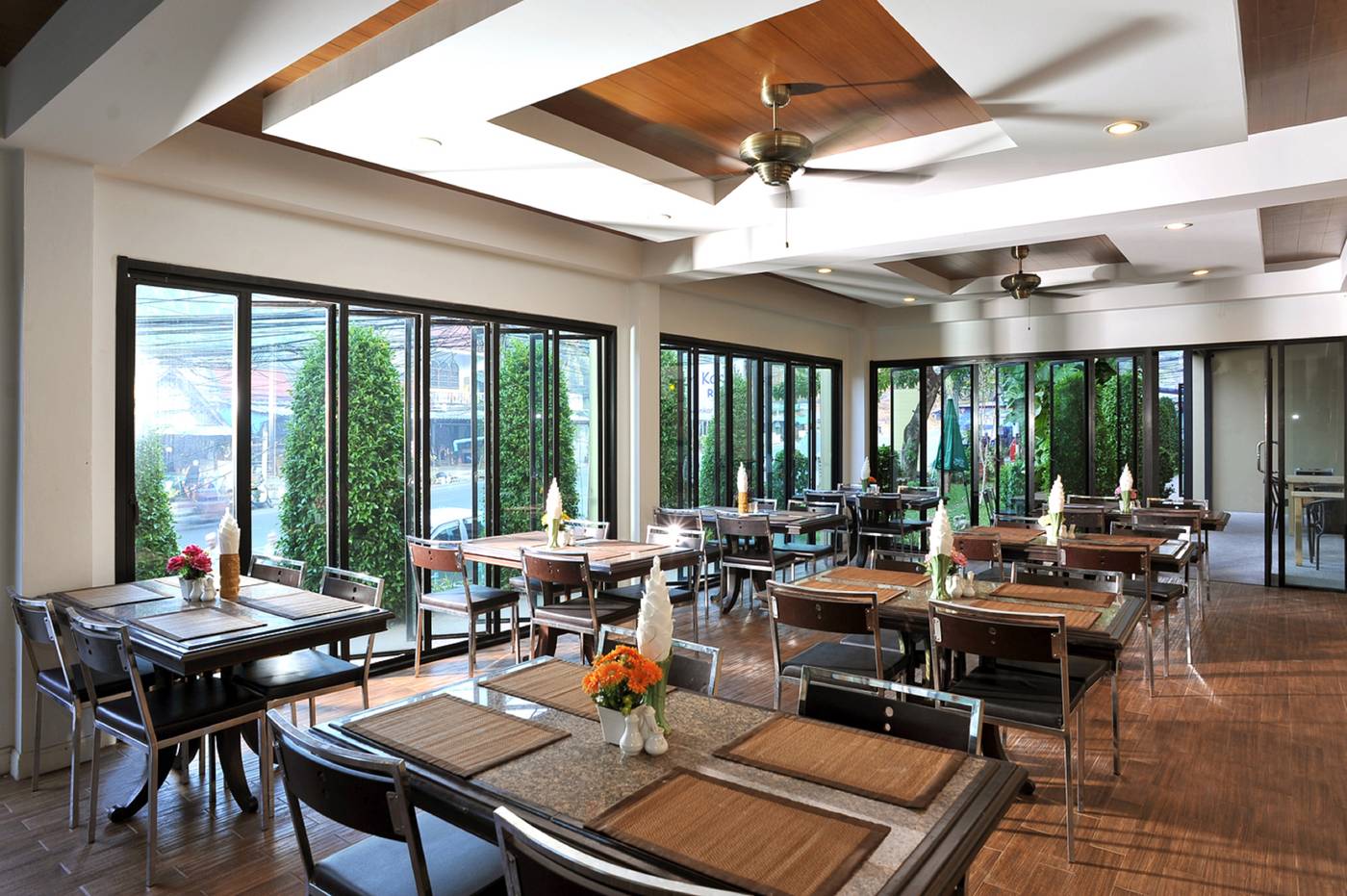 Baan-Karon-Resort-Restaurant-22